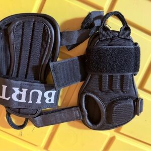 Burton Black Protective Wrist Guards
